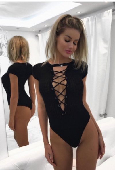 Kadence – Bachelor Party Stripper in Chicago Party Bus & Yacht