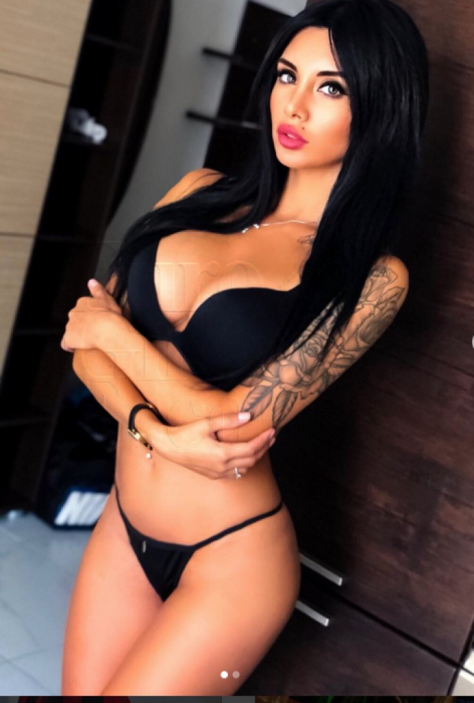 Samantha & Ann - Dallas Female Strippers for Two-Girl Fantasy Shows, Bachelor Parties, Yacht Events