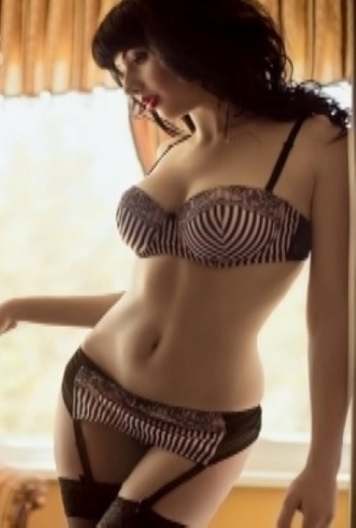 Diane — Lake Travis performer for bachelor parties, corporate suites, poker nights, and yacht blowouts